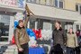 Новосёл дома для молодых учёных Антон ГУСЕВ первым получил ключ от квартиры.
